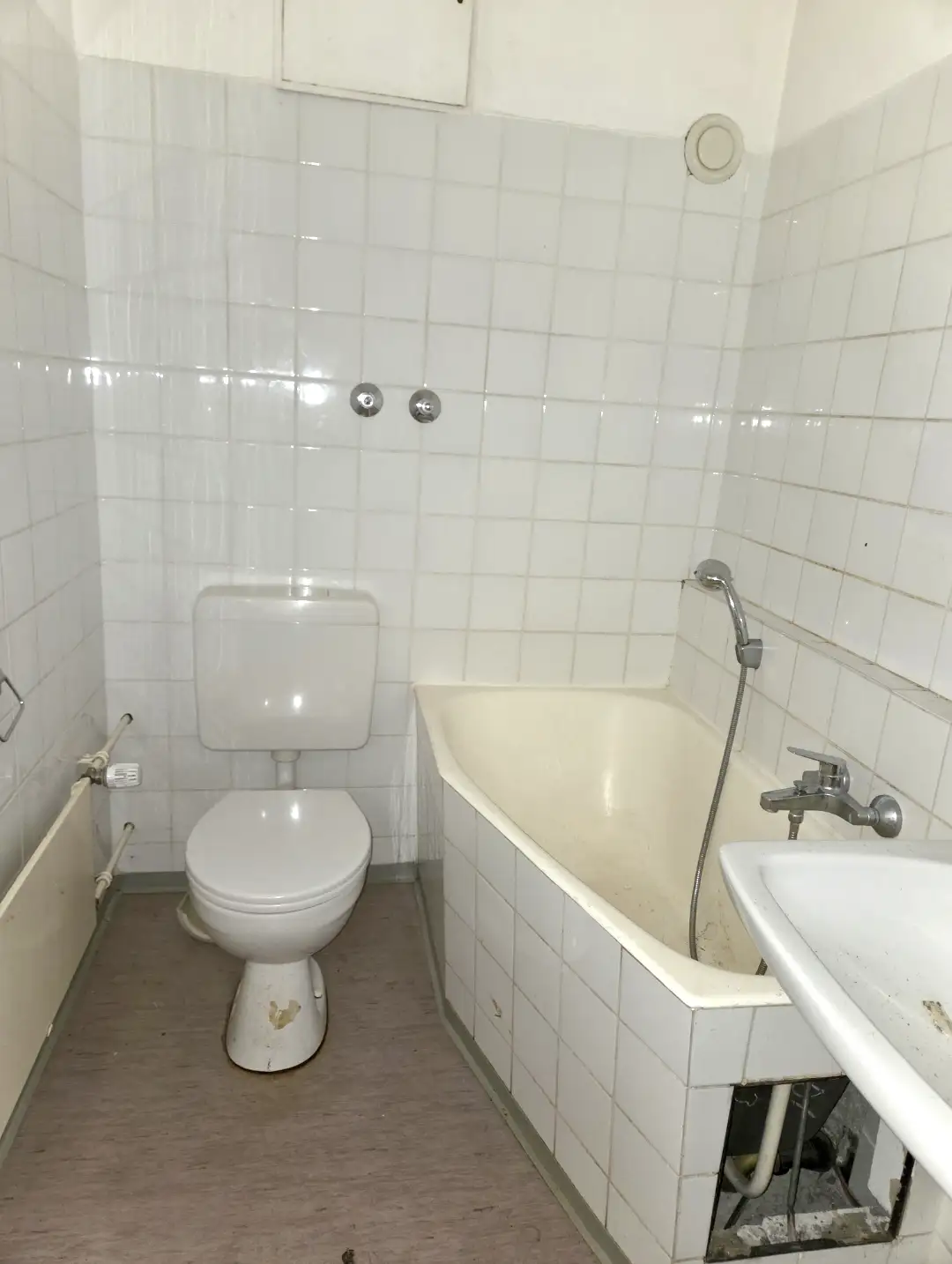 01-entruempelung-vorher-nachher-02 vorher